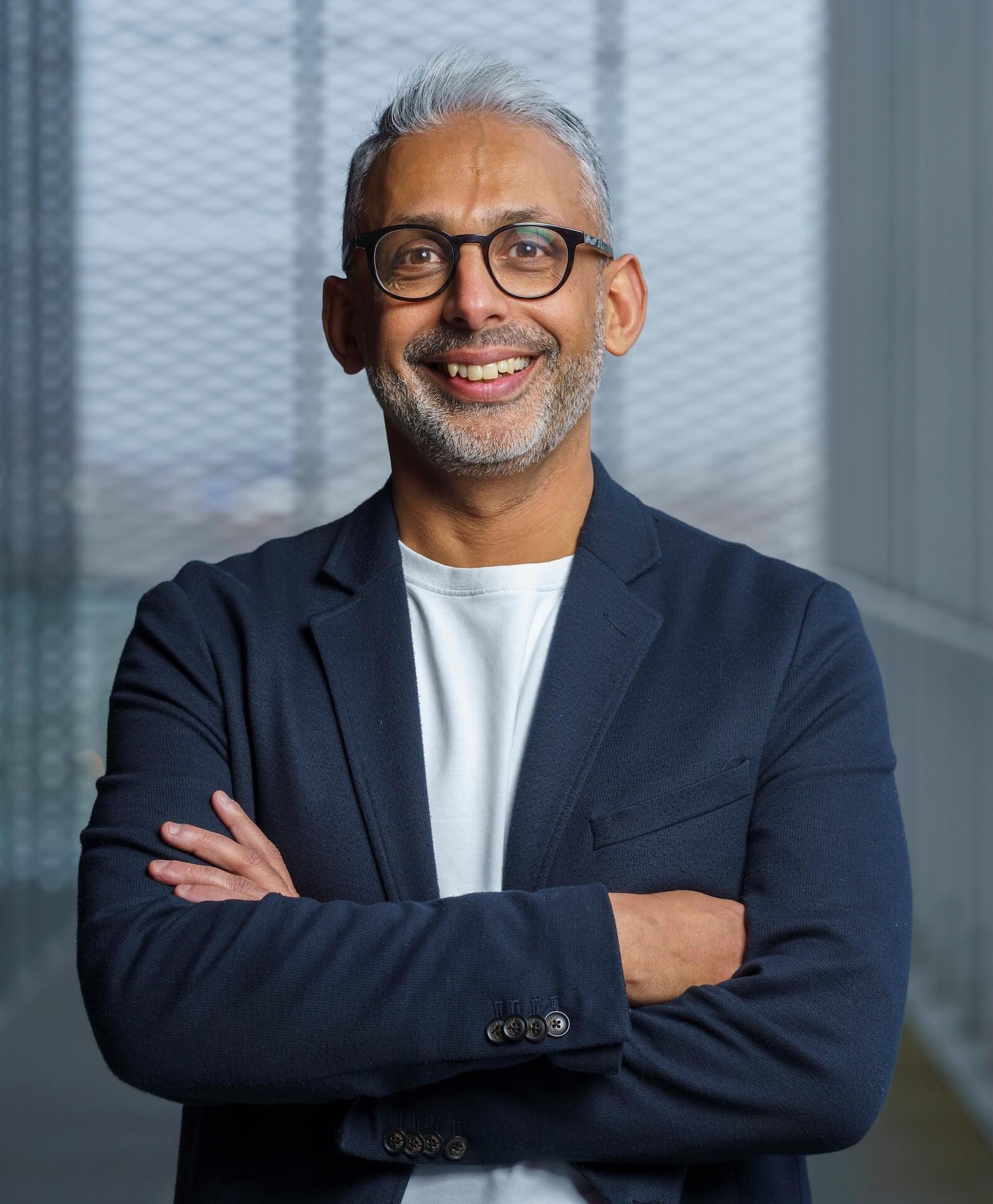 levy_headshots117 (1).jpg