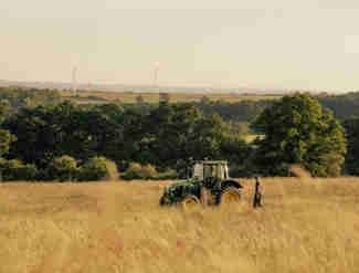 Wildfarmed Andy Tractor