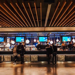 the-o2-bluebar-29th-november-2021-by-luke-dyson-ld1_1789.jpg