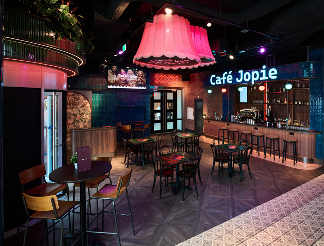 Verel Cafe Jopie 28 08 256224