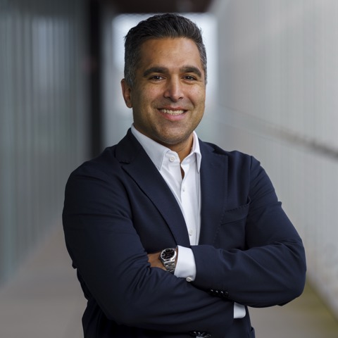 Primary Levy Headshots042